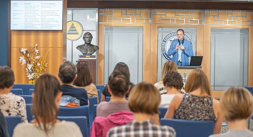 Dr. Lenkei György szakorvos beszél az ADHD tűnetek valódiságáról, és hogy mi számít tünetnek és mi nem.